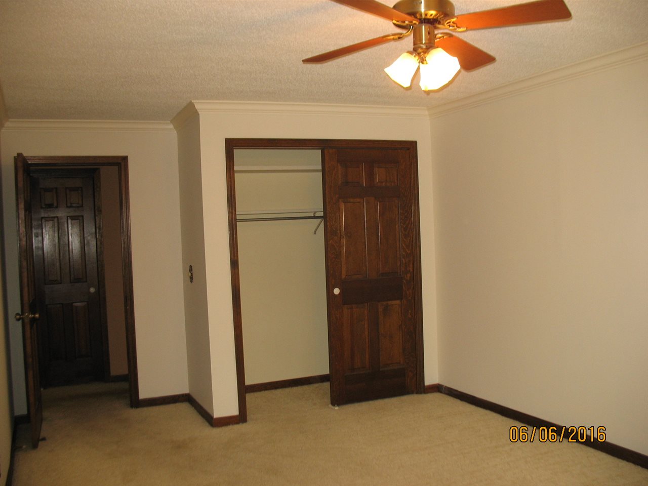 6714 Newburgh Road Evansville, IN 47715 - Photo 17 of 23 Gallery Image 17