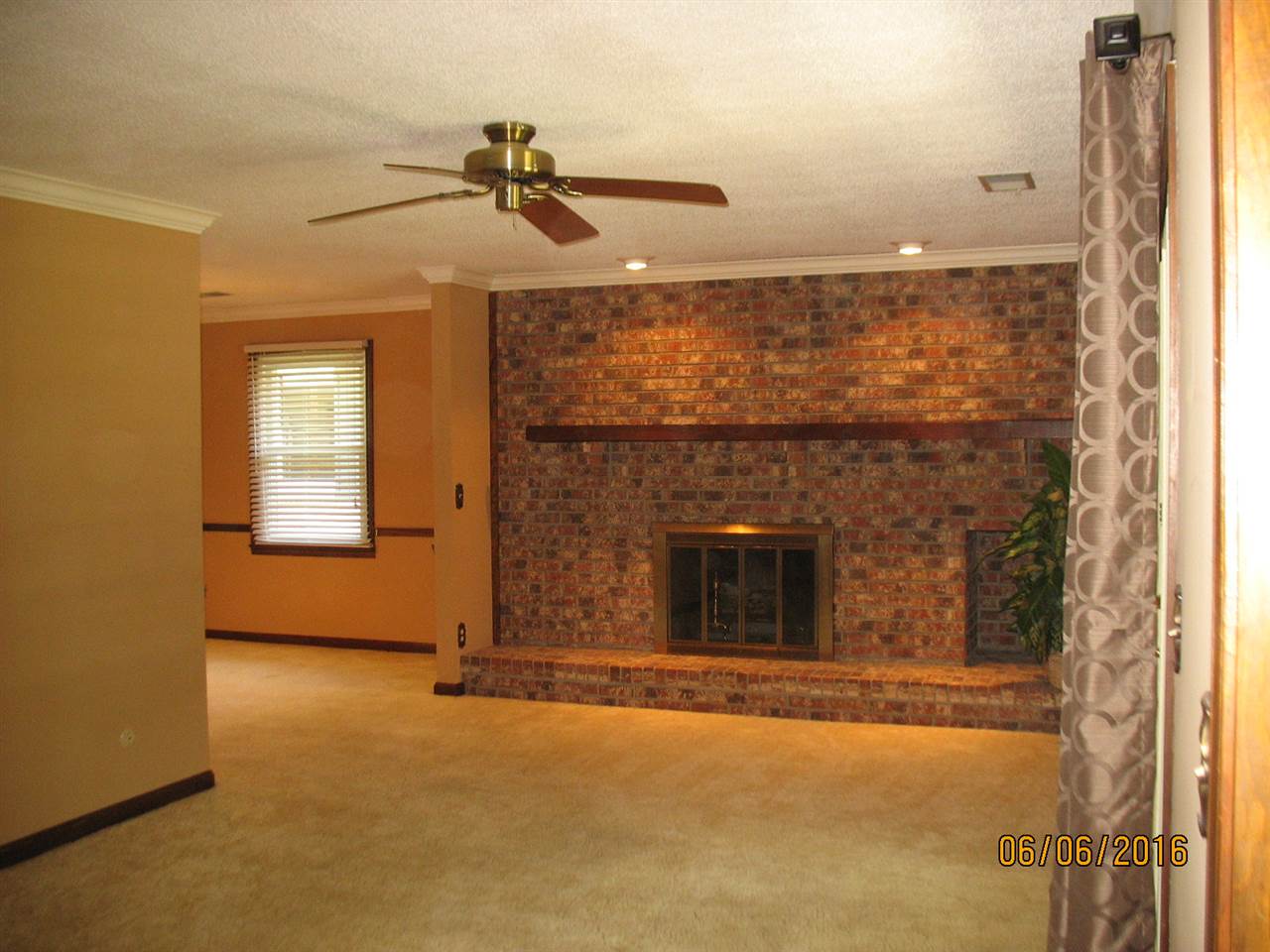 6714 Newburgh Road Evansville, IN 47715 - Photo 10 of 23 Gallery Image 10