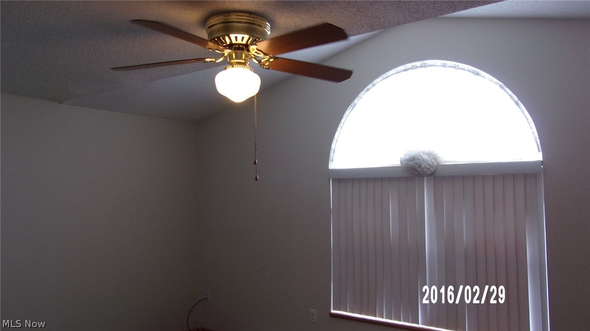 6113 Branch Circle Road Zanesville, OH 43701 - Photo 8 of 18