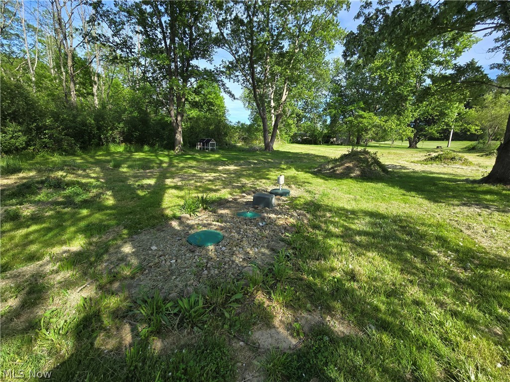 14298 Chardon-Windsor Road Chardon, OH 44024 - Photo 38 of 43