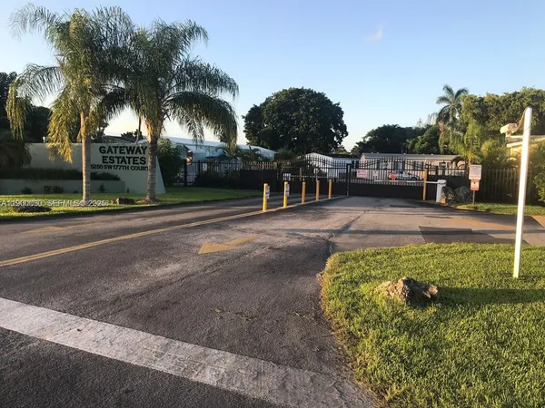 $145,000 | 35250 Southwest 177th Court, Unit 168, Homestead, FL 33034