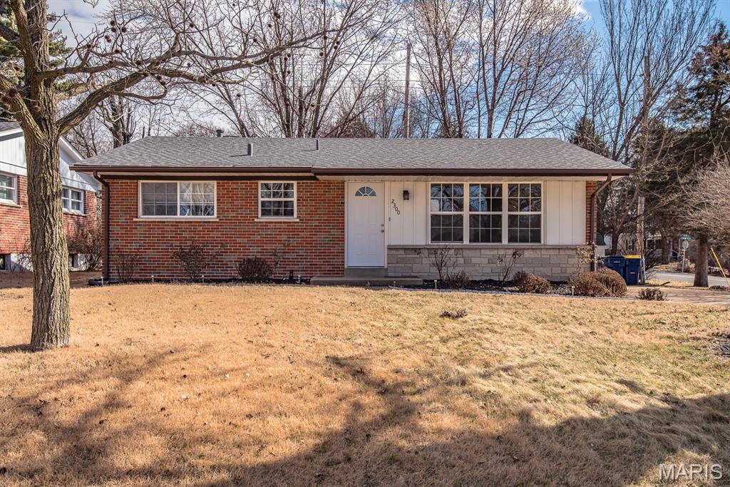 2300 Ruckert Avenue St. Louis, MO 63114 - Photo 2 of 43