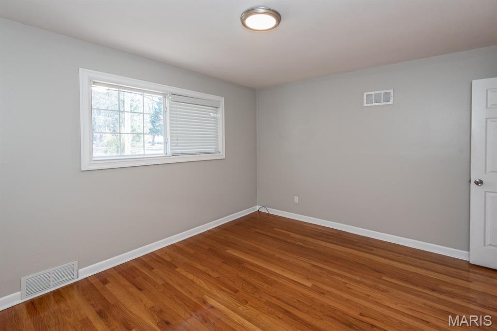 2300 Ruckert Avenue St. Louis, MO 63114 - Photo 21 of 43