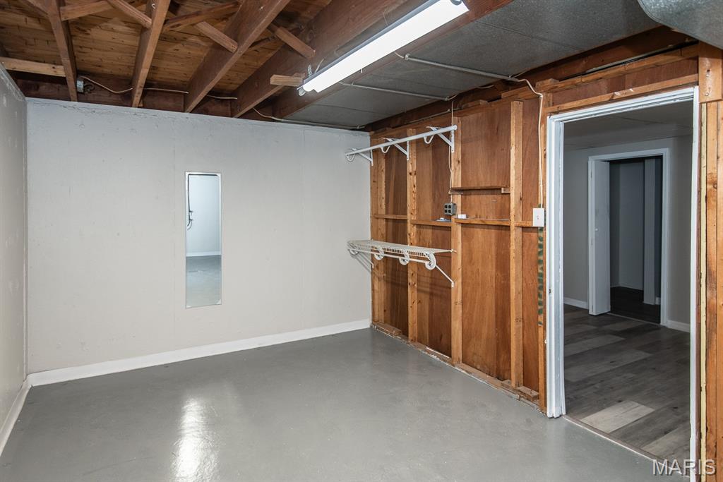 2300 Ruckert Avenue St. Louis, MO 63114 - Photo 38 of 43