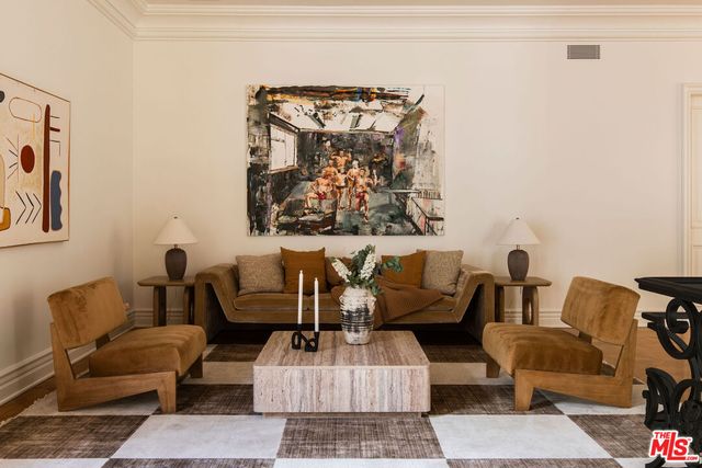 $11,995,000 | 10509 Vestone Way, Los Angeles, CA 90077