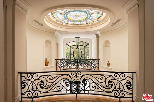 $11,995,000 | 10509 Vestone Way, Los Angeles, CA 90077