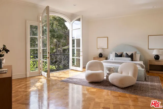 $11,995,000 | 10509 Vestone Way, Los Angeles, CA 90077