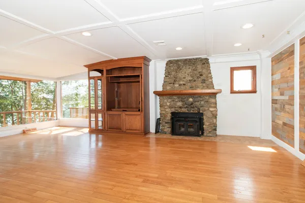 $625,000 | 25289 White Owl Lane, Hudson, IL 61748