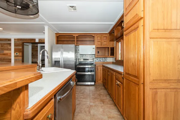 $625,000 | 25289 White Owl Lane, Hudson, IL 61748