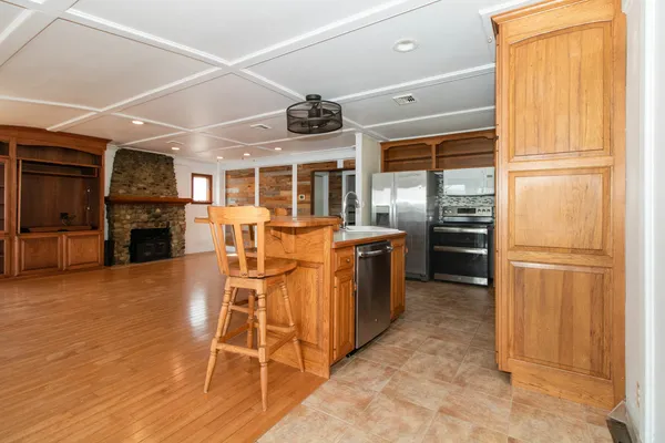 $625,000 | 25289 White Owl Lane, Hudson, IL 61748