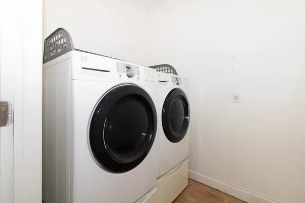 $625,000 | 25289 White Owl Lane, Hudson, IL 61748