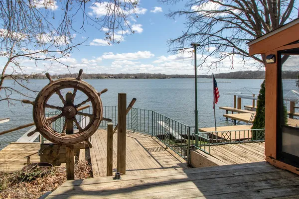 $625,000 | 25289 White Owl Lane, Hudson, IL 61748