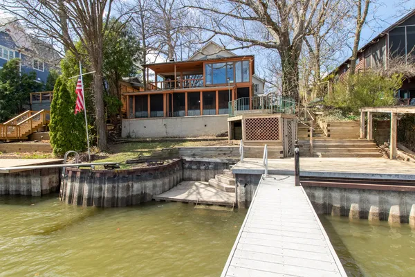 $625,000 | 25289 White Owl Lane, Hudson, IL 61748