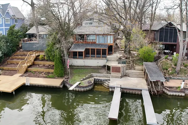 $625,000 | 25289 White Owl Lane, Hudson, IL 61748