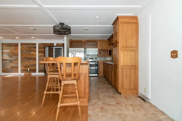 $625,000 | 25289 White Owl Lane, Hudson, IL 61748