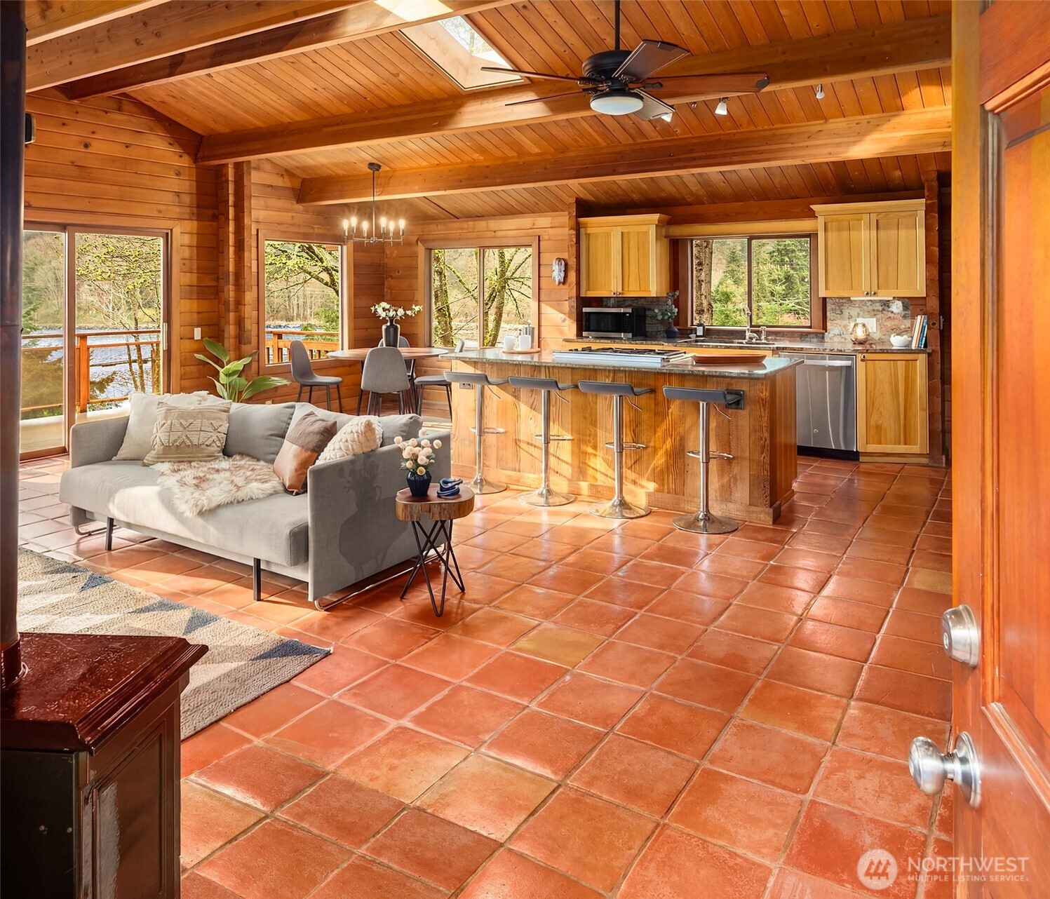 8121 Southwest 222nd Place Vashon, WA 98070 - Photo 11 of 33