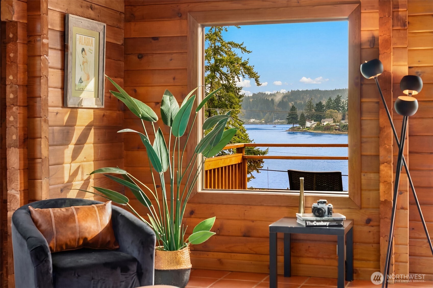 8121 Southwest 222nd Place Vashon, WA 98070 - Photo 12 of 33