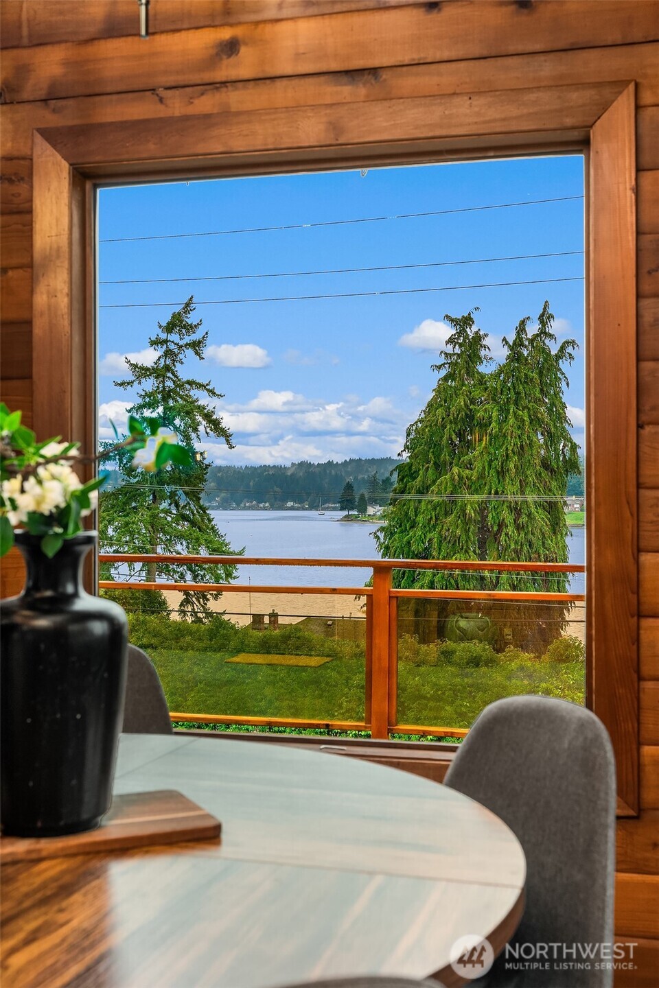 8121 Southwest 222nd Place Vashon, WA 98070 - Photo 13 of 33