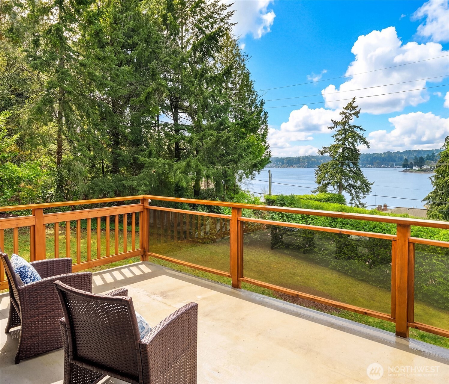 8121 Southwest 222nd Place Vashon, WA 98070 - Photo 3 of 33