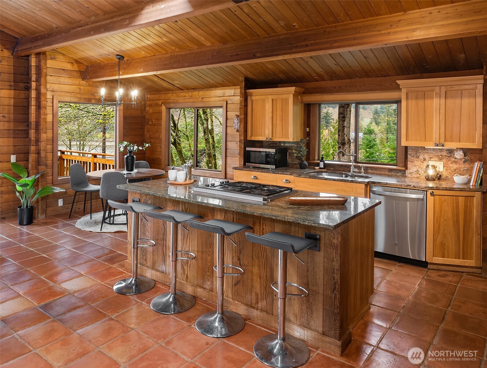 8121 Southwest 222nd Place Vashon, WA 98070 - Photo 5 of 33