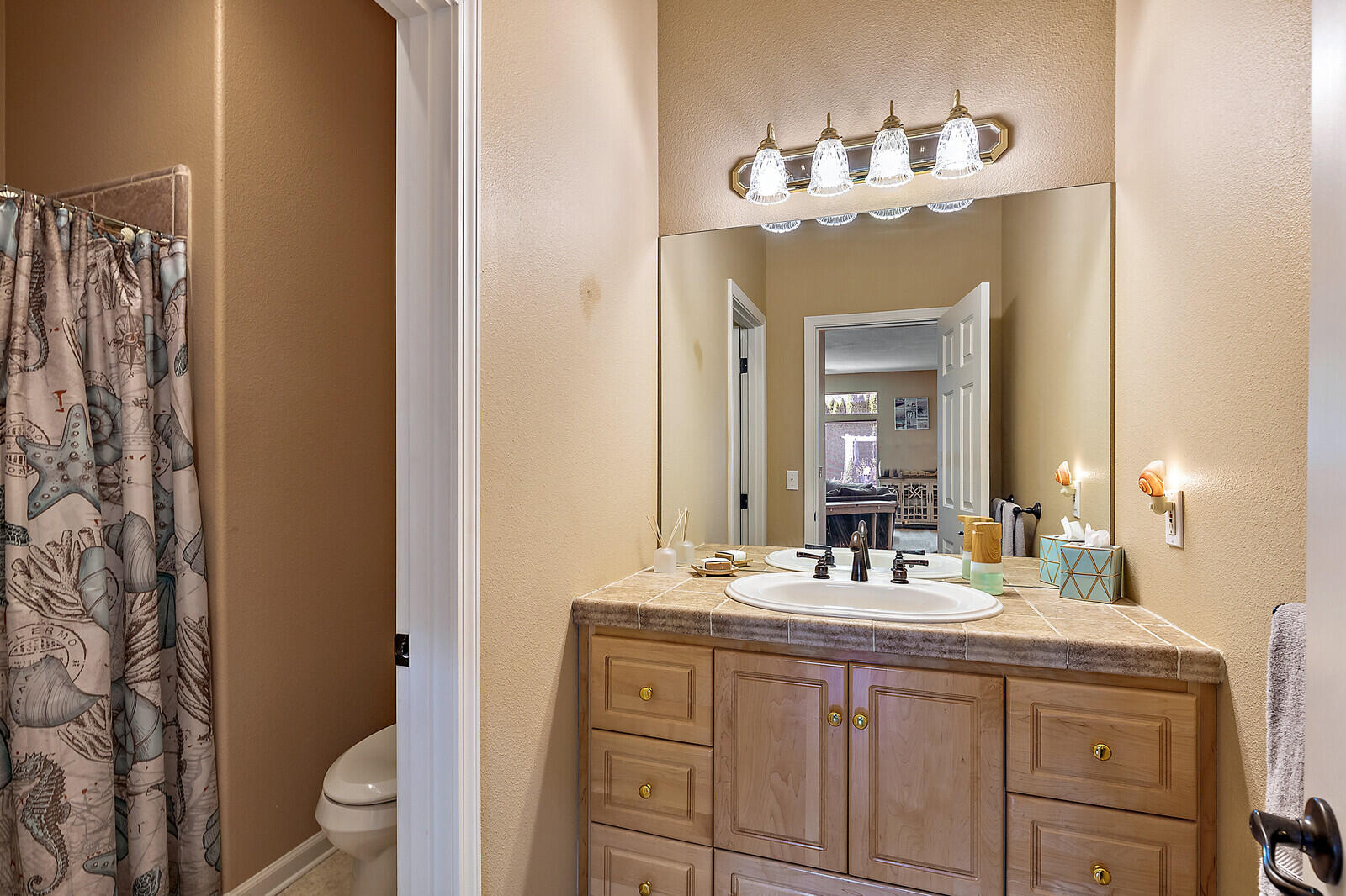 1098 Coral Ridge Eagle Point, OR 97524 - Photo 29 of 63 44_CR_44_mls