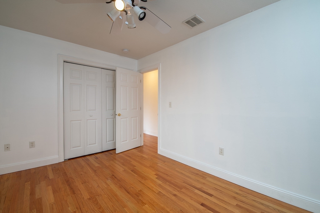 23 Summerfield Road Amherst, MA 01002 - Photo 31 of 42