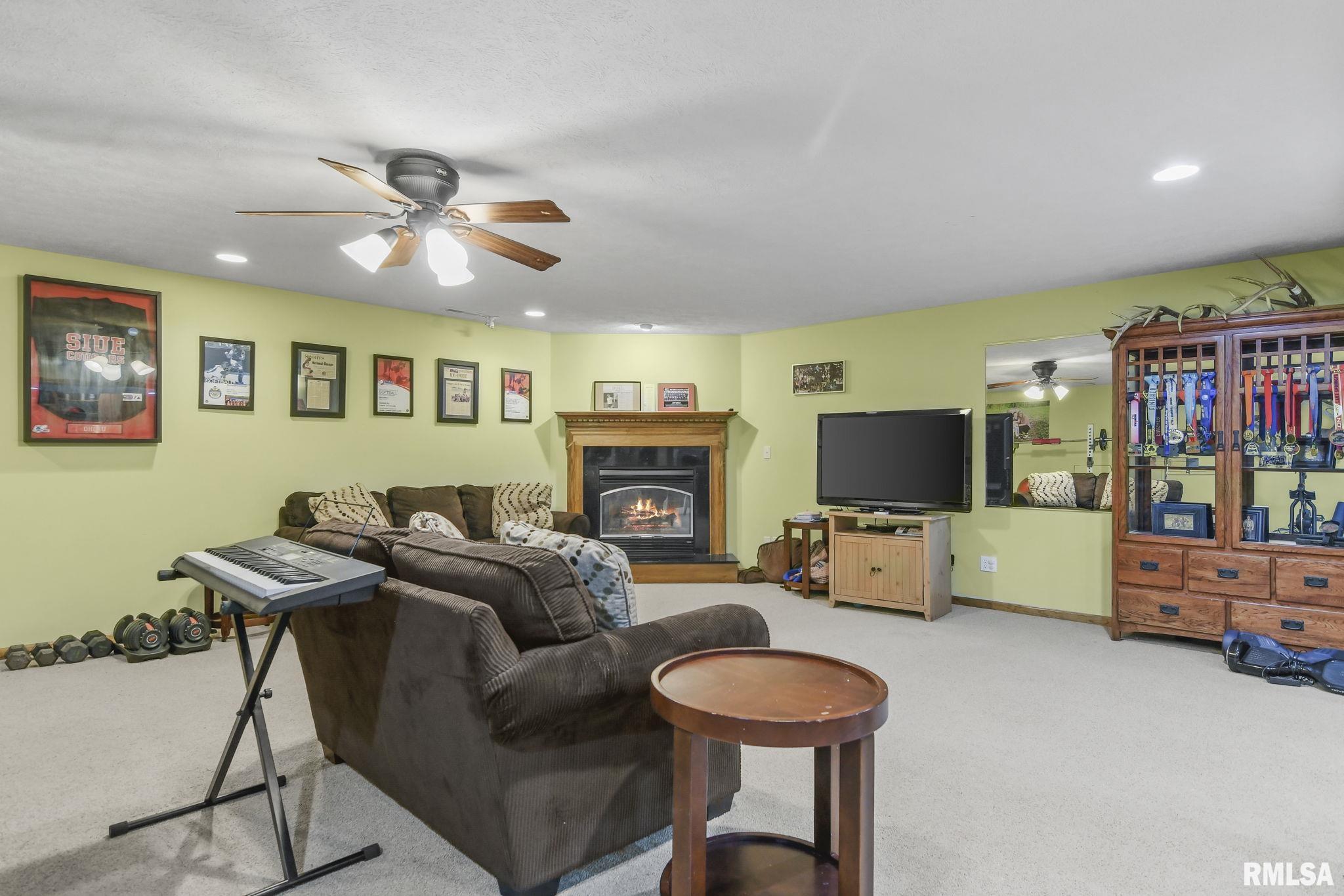 1100 Post Road Springfield, IL 62712 - Photo 33 of 45