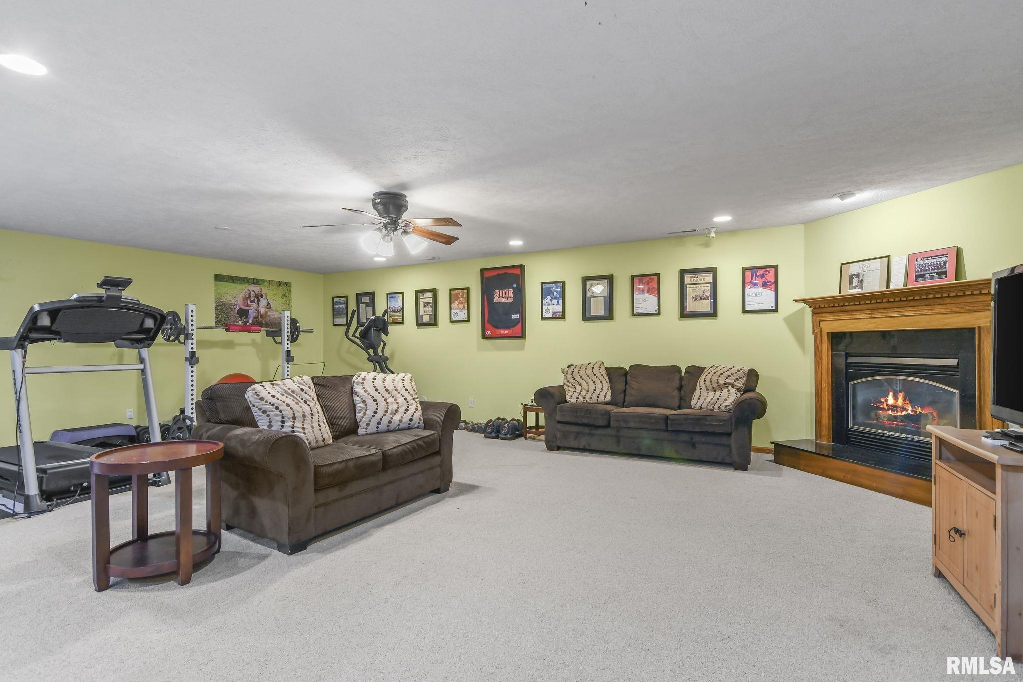 1100 Post Road Springfield, IL 62712 - Photo 34 of 45