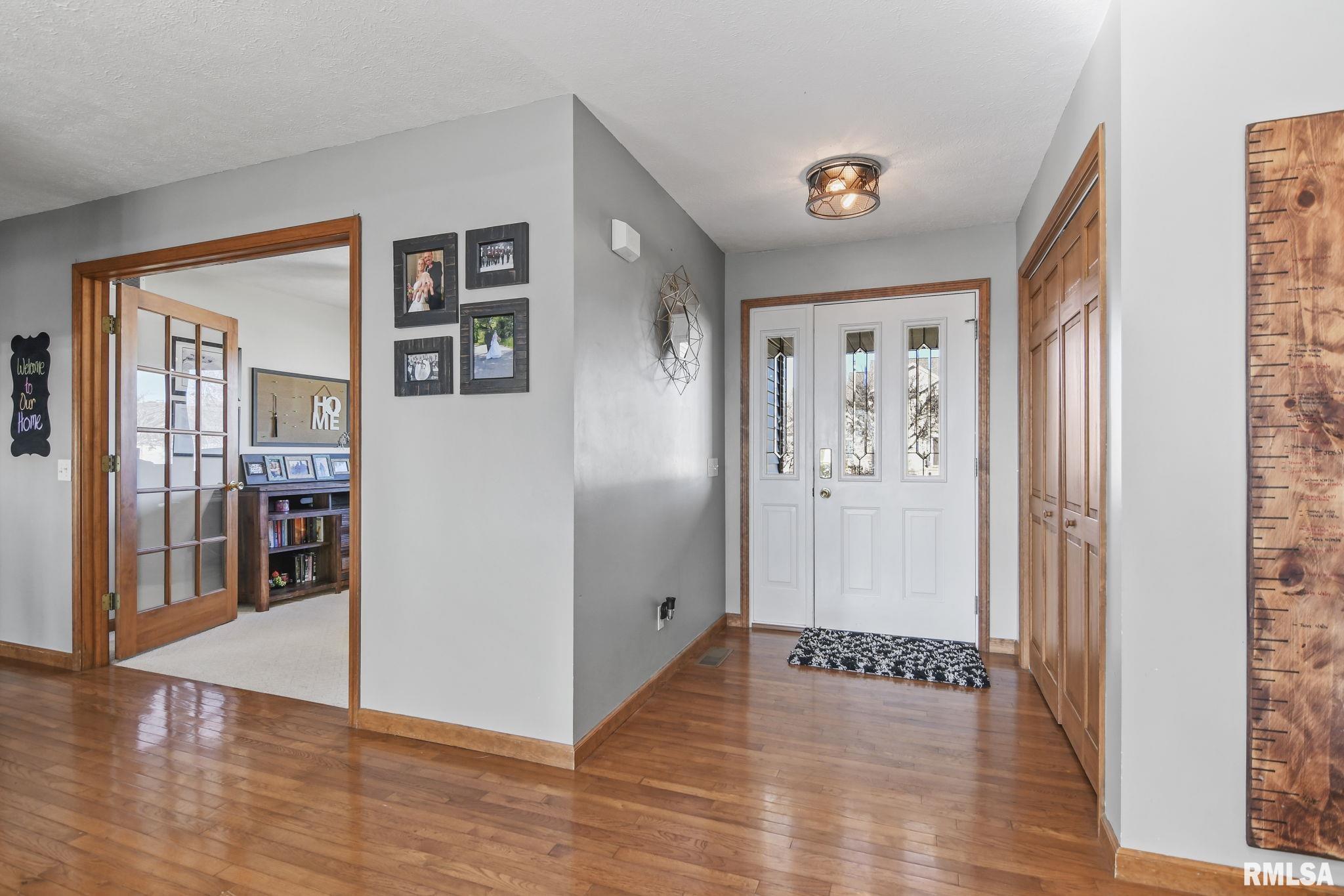 1100 Post Road Springfield, IL 62712 - Photo 4 of 45