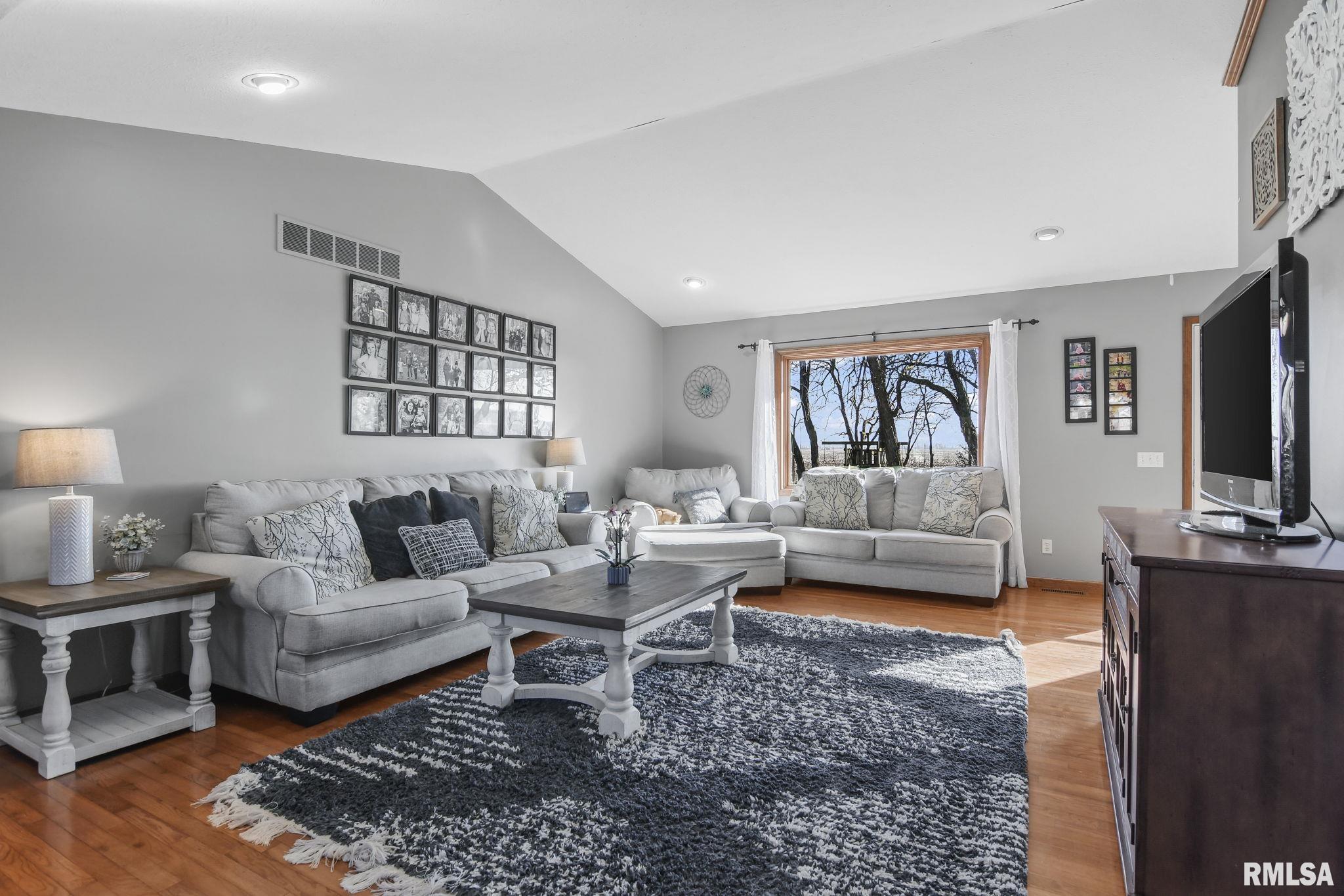 1100 Post Road Springfield, IL 62712 - Photo 6 of 45