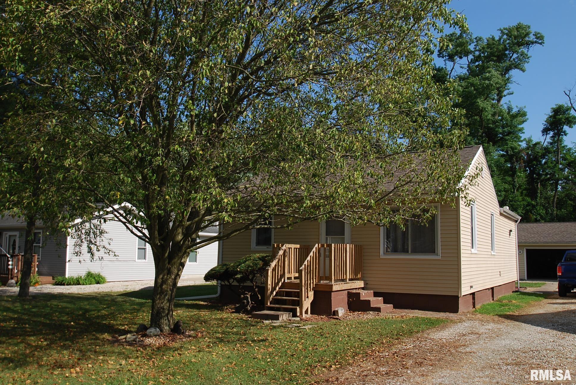 860 Kim Moor Road Peoria, IL 61607 - Photo 1 of 28 Gallery Image 1