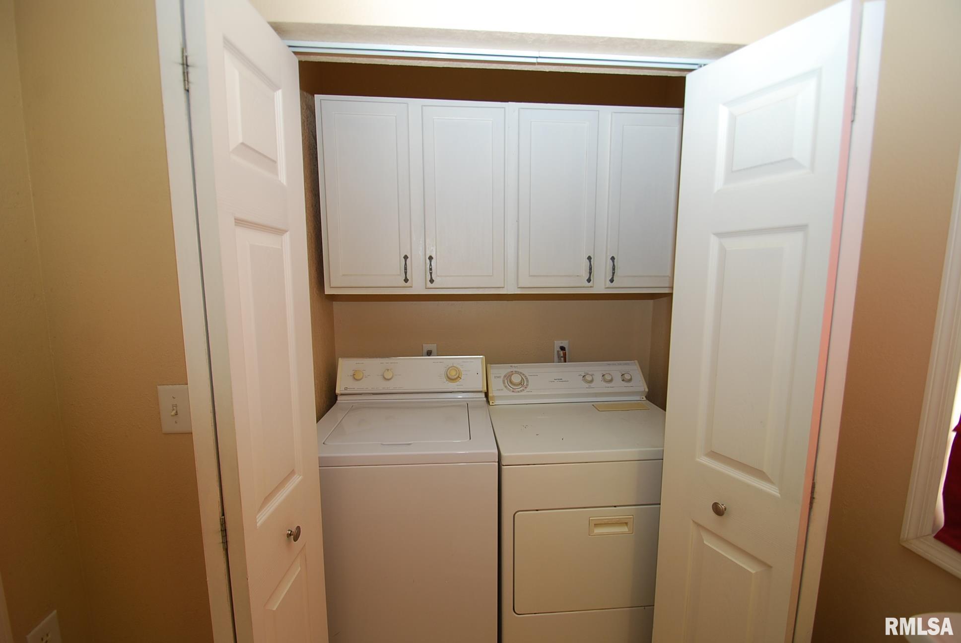 860 Kim Moor Road Peoria, IL 61607 - Photo 21 of 28 Gallery Image 21