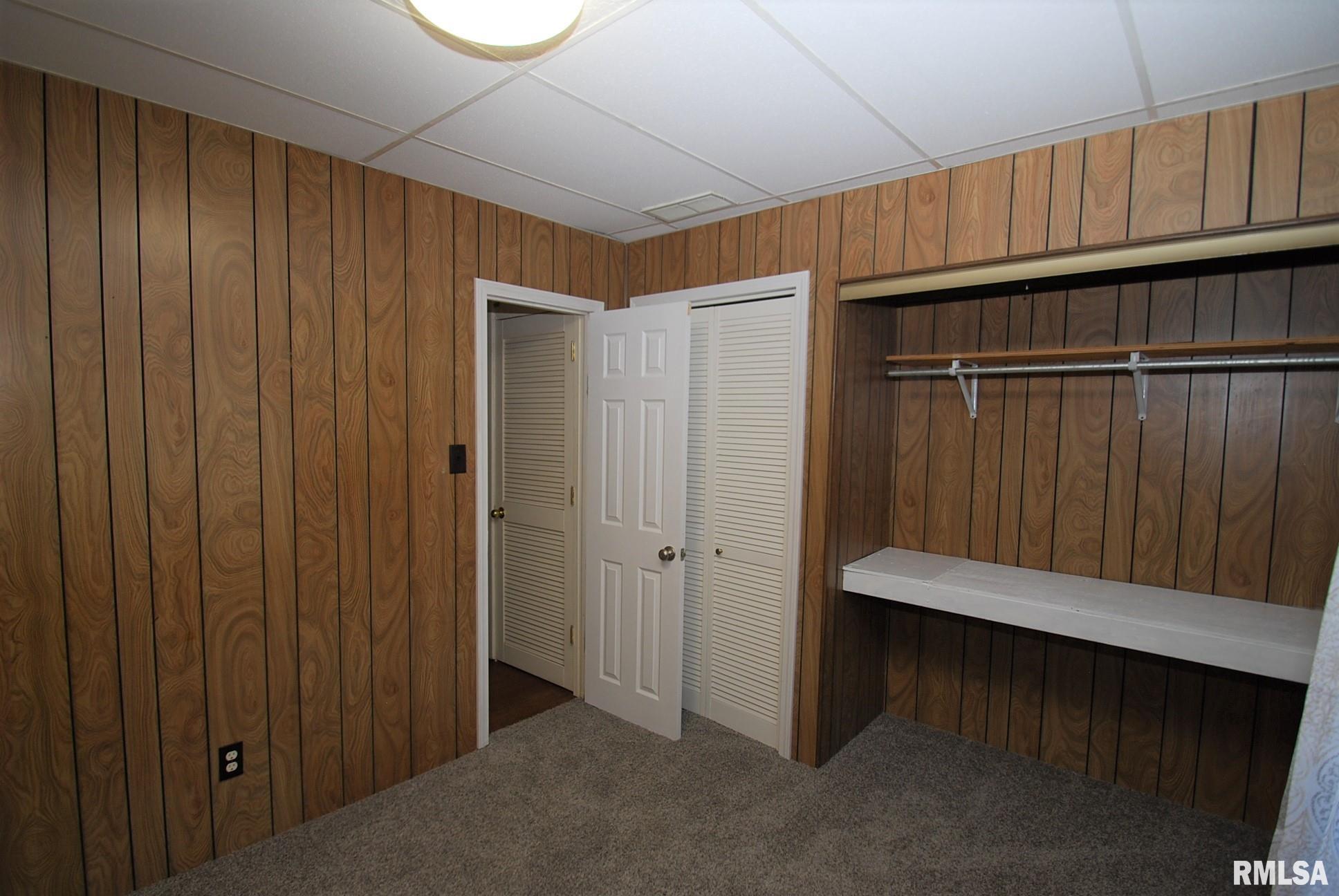 860 Kim Moor Road Peoria, IL 61607 - Photo 24 of 28 Gallery Image 24