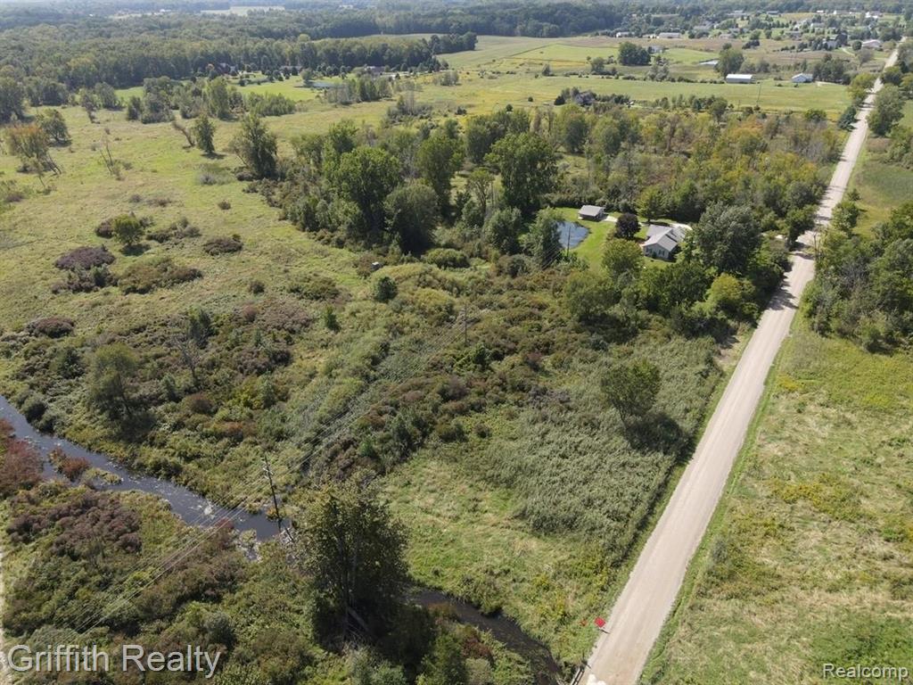 7325 Munsell Road Howell, MI 48843 - Photo 4 of 70