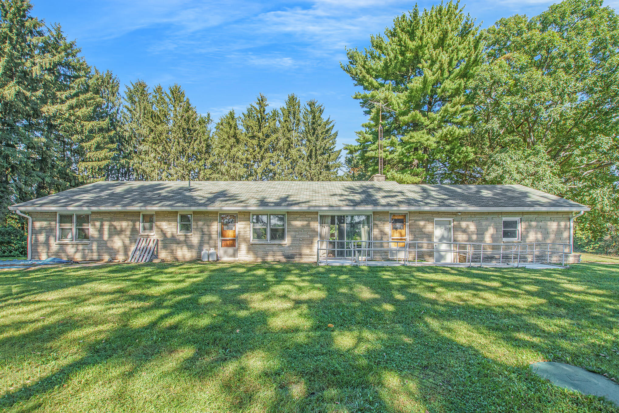 48693 76th Avenue Decatur, MI 49045 - Photo 4 of 32 DSC03544