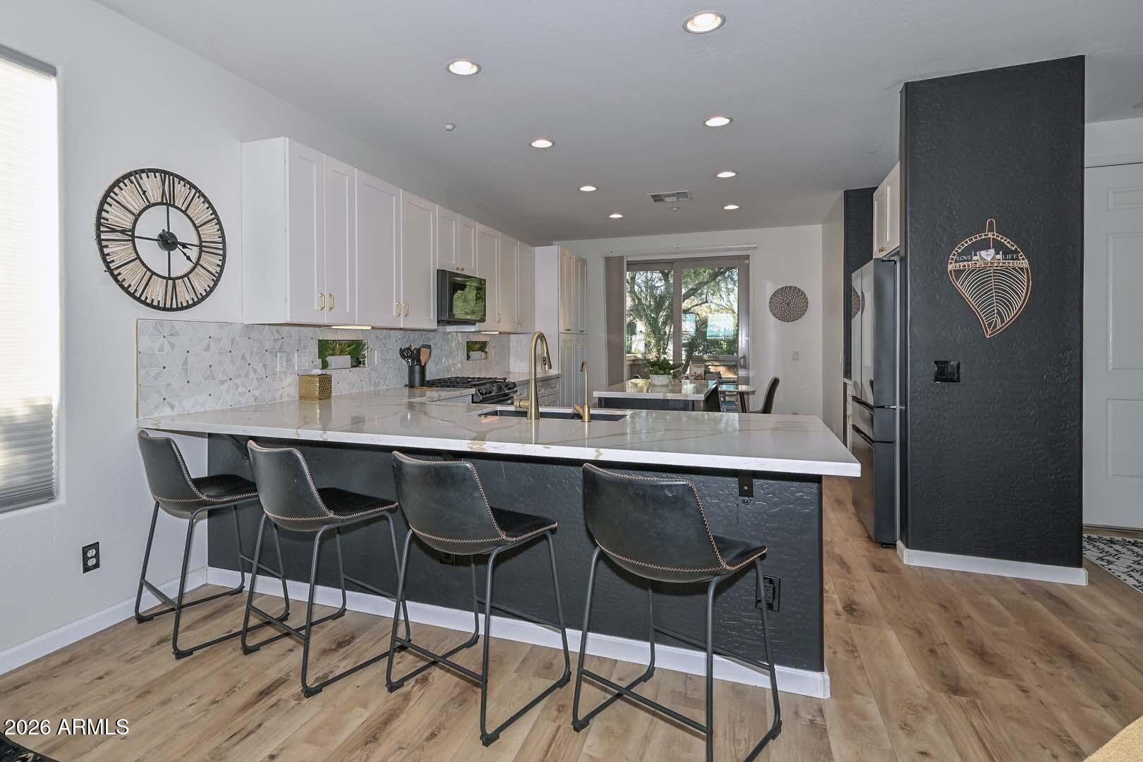 12917 West Red Fox Road Peoria, AZ 85383 - Photo 12 of 57 Kitchen Bar2