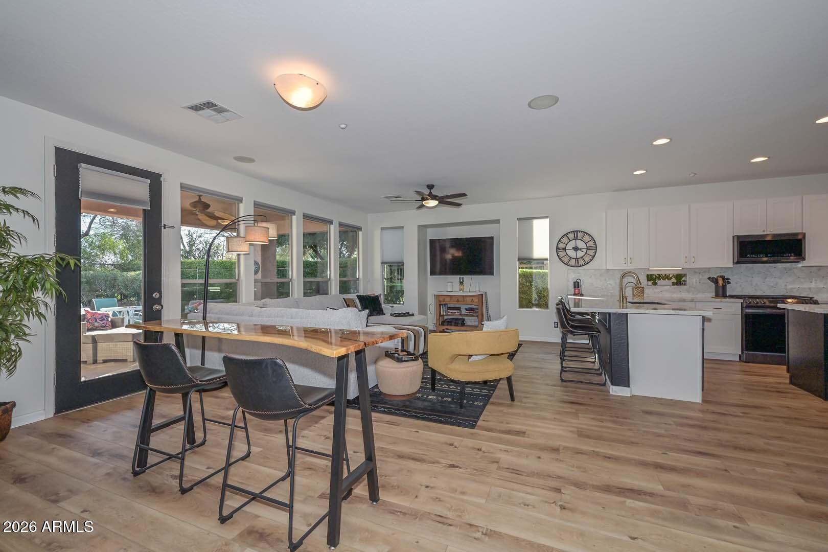 12917 West Red Fox Road Peoria, AZ 85383 - Photo 10 of 57 Great Room