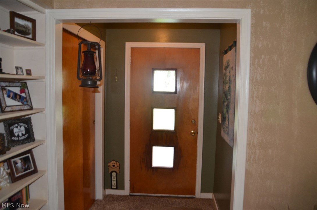 48542 Telegraph Road Amherst, OH 44001 - Photo 9 of 19 Gallery Image 9