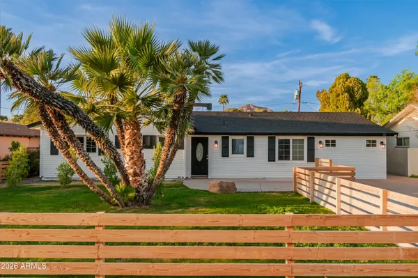 $1,050,000 | 5328 East Pinchot Avenue, Phoenix, AZ 85018