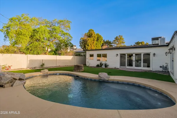 $975,000 | 5328 East Pinchot Avenue, Phoenix, AZ 85018