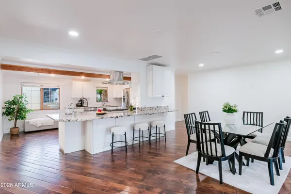 $975,000 | 5328 East Pinchot Avenue, Phoenix, AZ 85018