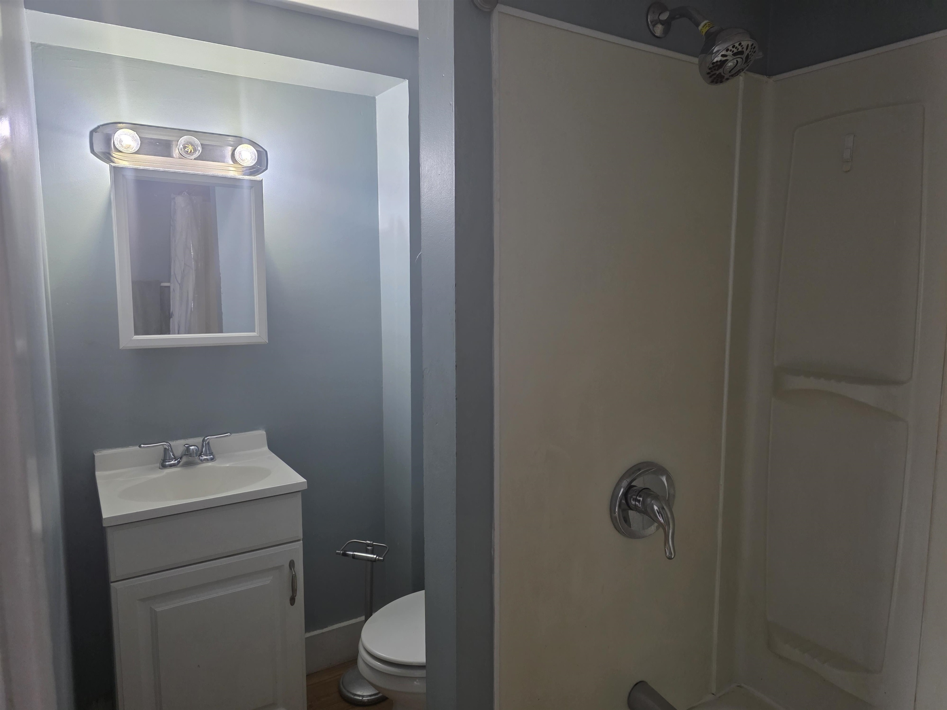 10 South Main Street, Unit 2 Lisbon, NH 03585 - Photo 10 of 13