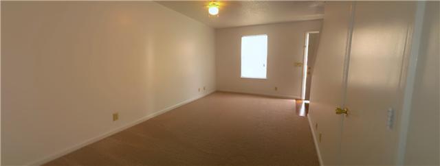 271 D State Line Road Oak Grove, KY 42262 - Photo 3 of 6
