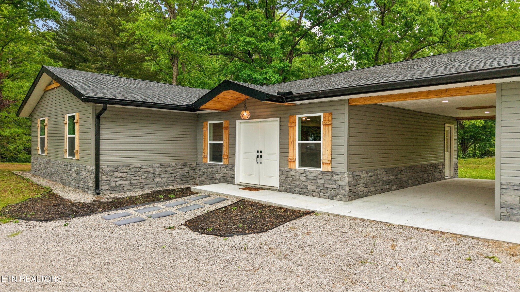 240 Fox Jones Road Lancing, TN 37770 - Photo 4 of 40 Gallery Image 4