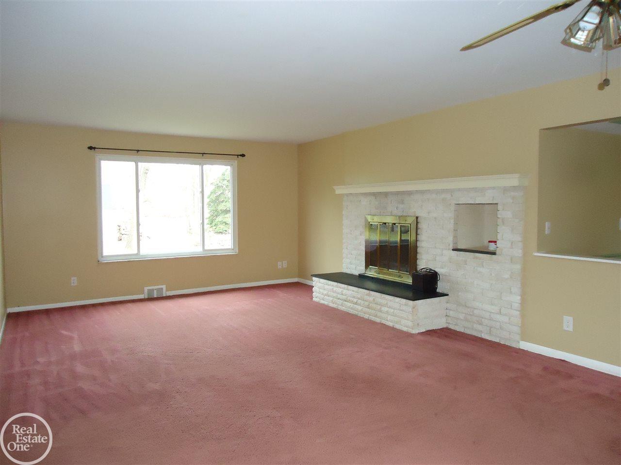 49437 Callens Road New Baltimore, MI 48047 - Photo 6 of 28