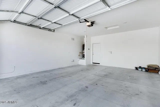 $2,150 | 12657 West Orangewood Avenue, Glendale, AZ 85307