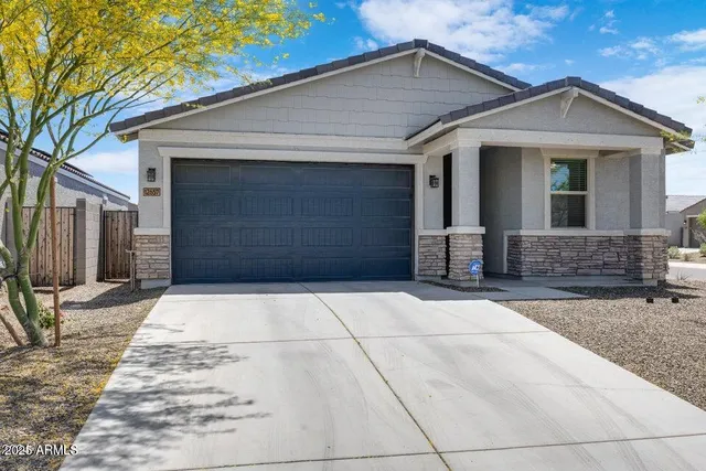 $2,150 | 12657 West Orangewood Avenue, Glendale, AZ 85307