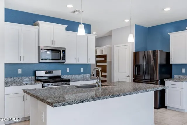 $2,150 | 12657 West Orangewood Avenue, Glendale, AZ 85307