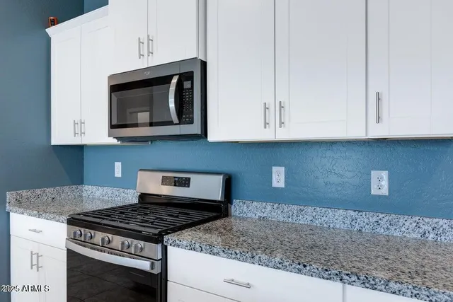 $2,150 | 12657 West Orangewood Avenue, Glendale, AZ 85307