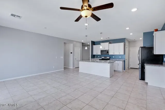 $2,150 | 12657 West Orangewood Avenue, Glendale, AZ 85307